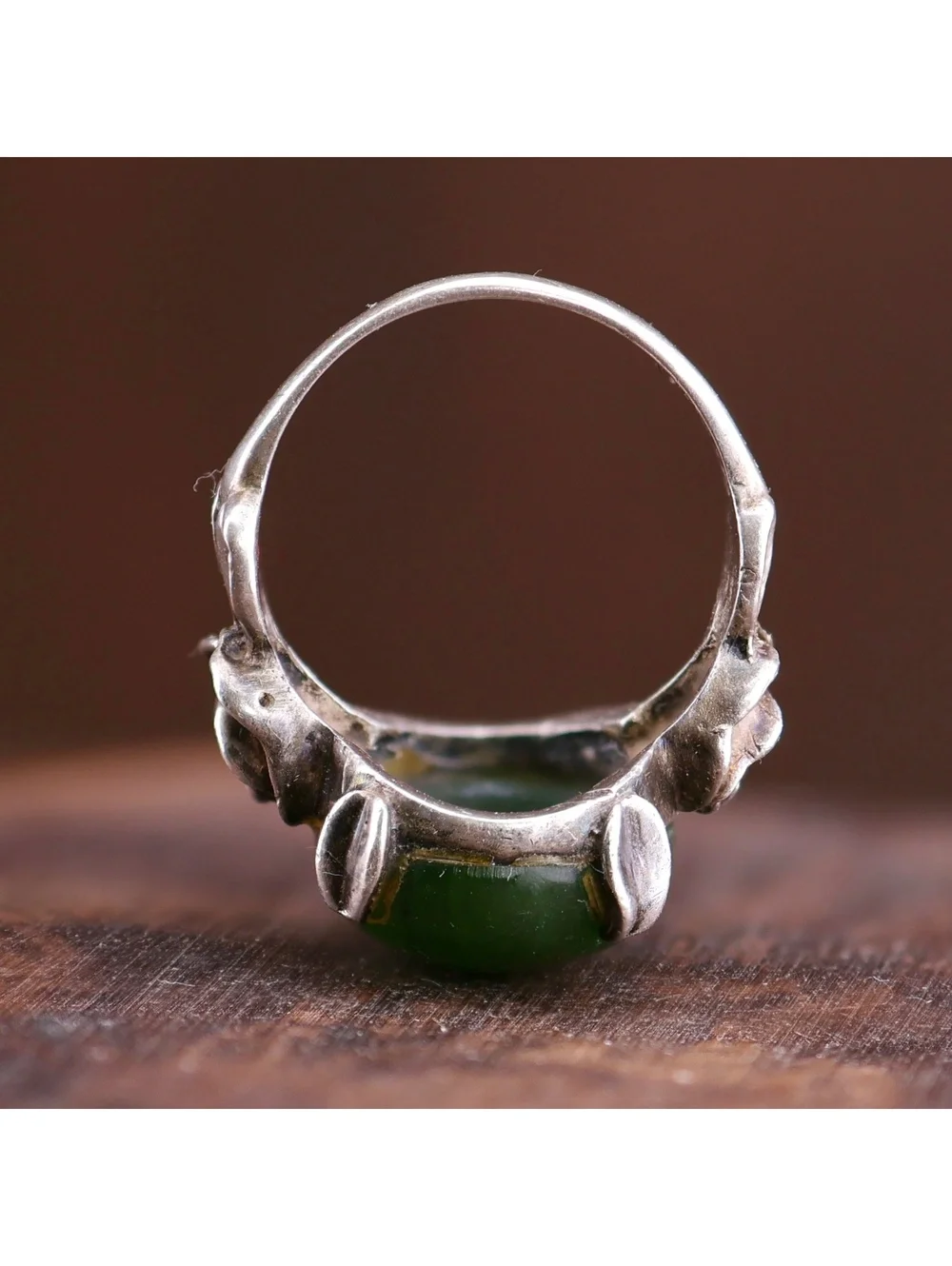Vintage Artisan Studio Sterling Sculpted Roses Green Nephrite Cabochon Ring